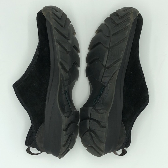 Clarks Leather Black Flat Loafer Size 7 1/2 - Picture 15 of 15